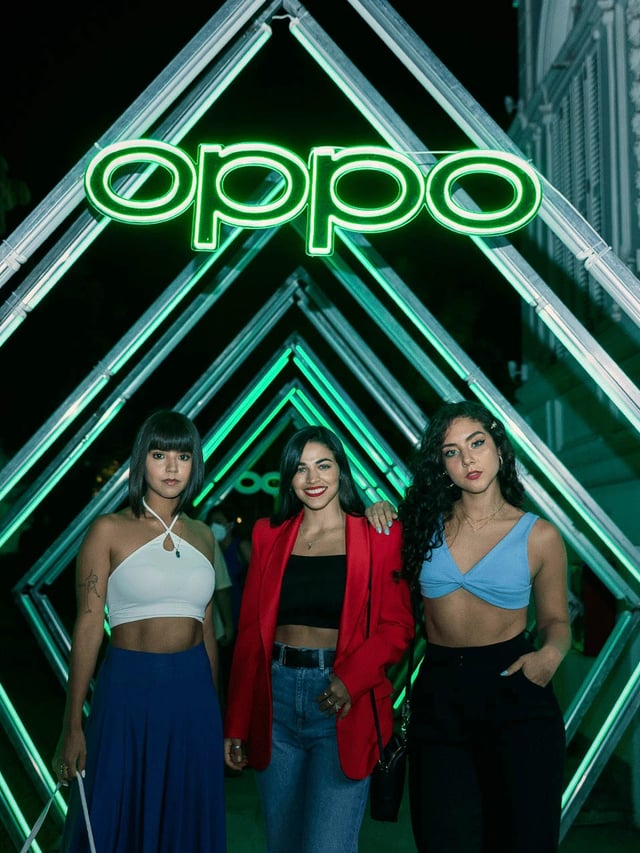 Túnel diamante de led RGB usado en el evento de oppo en peru, marca de celulares de gama