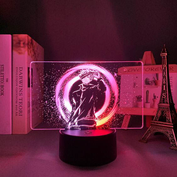 Centro de mesa personalizado fabricados con aclilico marcados en laser y luces led RGB, ideal para resaltar el eventos.