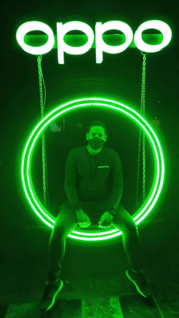 Columpio Neón led verde scratch peru