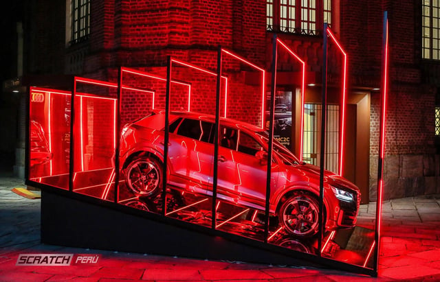 Zona de experiencia para la presentacion de audi