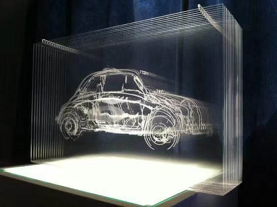 Centro de mesa personalizado fabricados con aclilico marcados en laser y luces led RGB, ideal para resaltar el eventos.