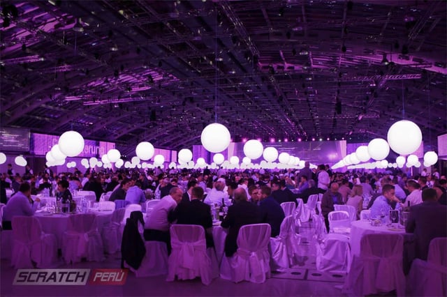 Kinetic lights, luces cineticas, luces con movimientos para eventos
