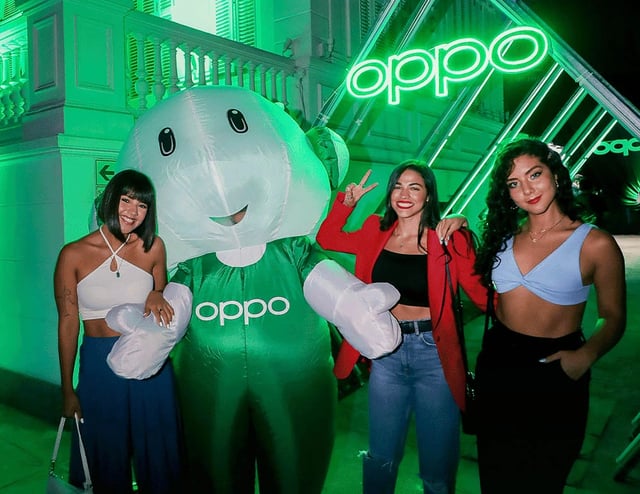 Zona de experiencia en forma de diamante para fotografias de influencers