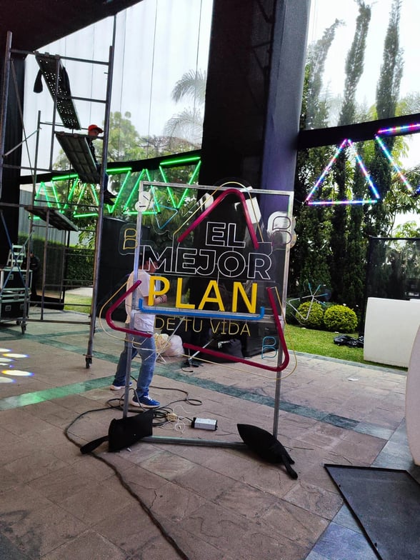 Cartel neón led - diseño en neon led