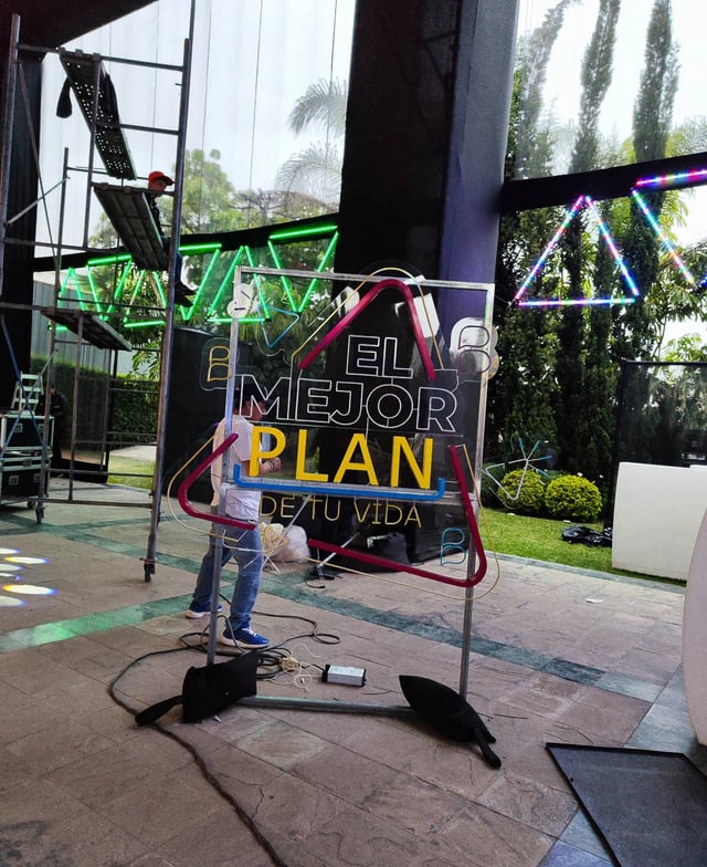 Cartel neón led - diseño en neon led