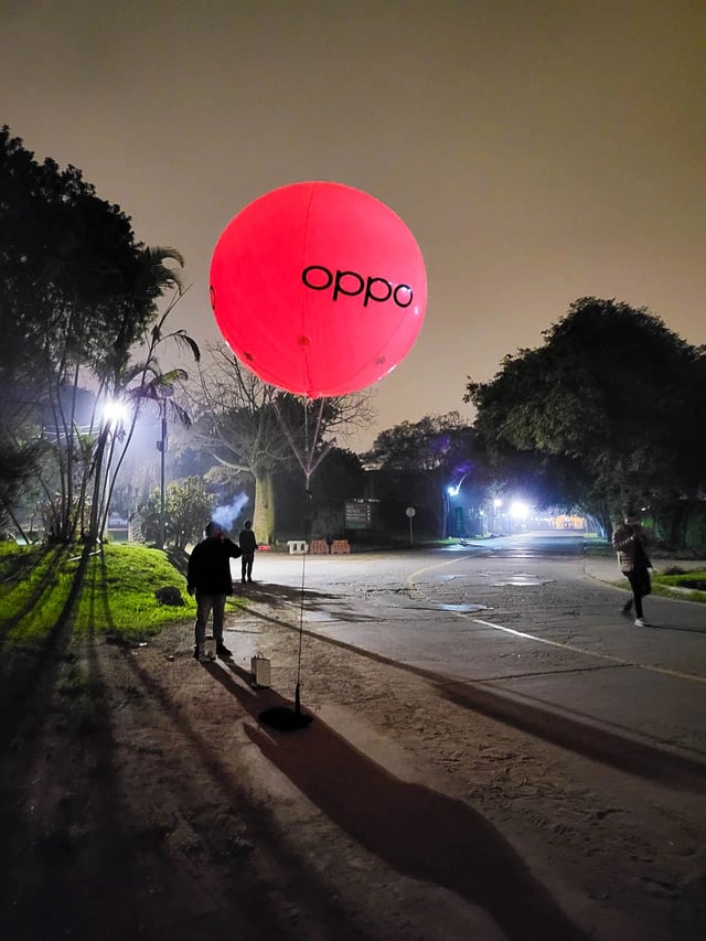 Globo led de color rojo para eventos y fiestas