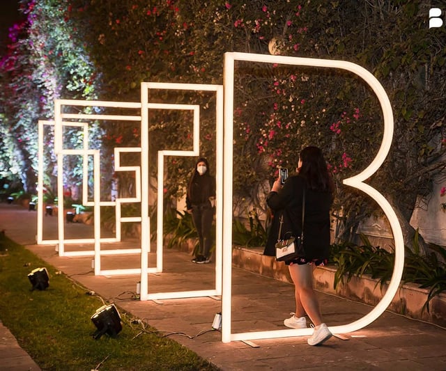 Diseño y fabricacion de Túnel personalizado con luces led para ingresos a eventos