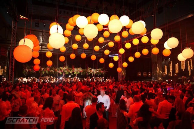Kinetic lights, luces cineticas, luces con movimientos para eventos