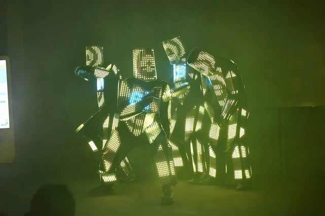 Robots Lightman show