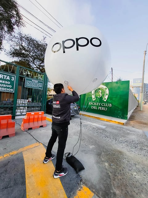 Globo luminoso aerostatico para marketing de empresas