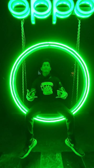 Columpio Neón led verde scratch peru