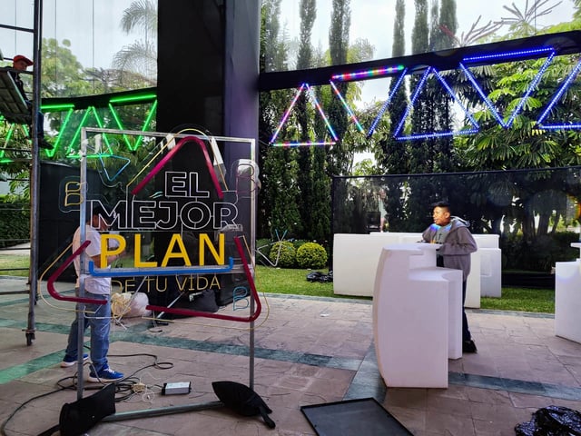 Cartel neón led - diseño en neon led