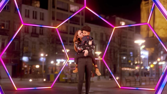 Esfera hexagonal neon led RGB controlada con madrix, ideal para zona de experiencias
