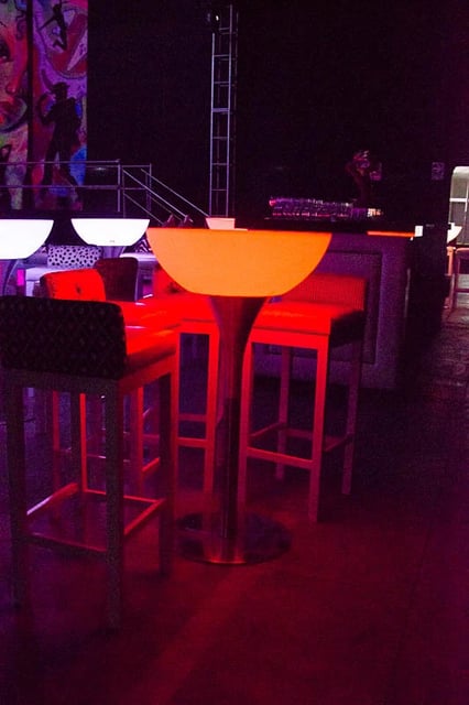 Mesa alta led para eventos, mesa alta led rgb