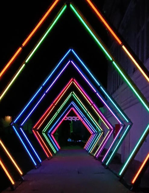 Túnel diamante Neón led RGB controlado con madrix 5 en tiempo real