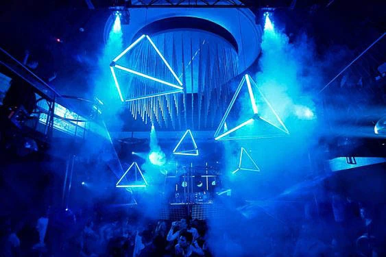 Lamparas de piramides led para eventos colores RGB y azul