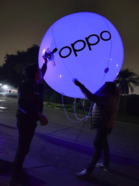 Globo led luminoso de colore morado
