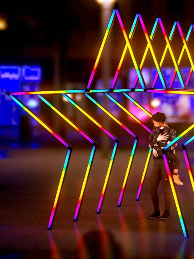 Estrella de colores RGB para ingreso a eventos, controladas en tiempo real