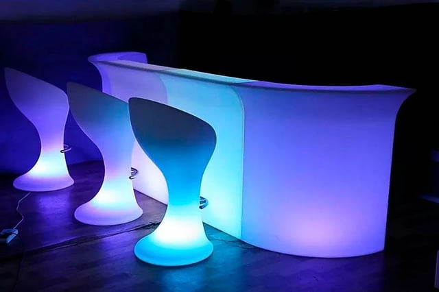 Barra coctel led para eventos, de colores rgb y efectos controlables