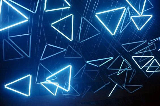 Lamparas de triangulos led