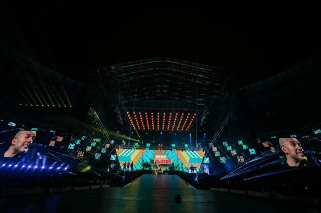 Escenario con luces cineticas